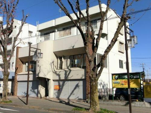 埼玉県坂戸市芦山町 4階建 築44年7ヶ月