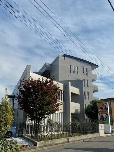 Ｐｏｓｈ　Ｆｌａｔ 5階建