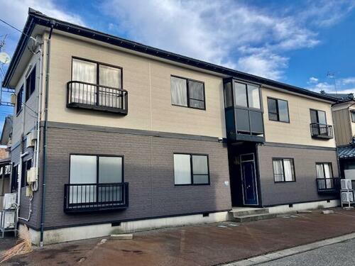 新潟県新潟市東区粟山３丁目 築27年6ヶ月 2階建