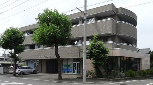 熊野橋ヴィレッジ 3階建