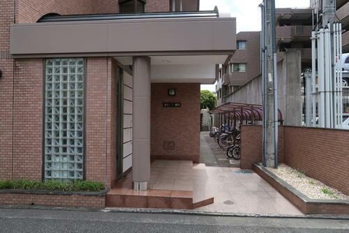 静岡県静岡市葵区春日１丁目 賃貸マンション