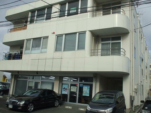 宮城県石巻市南中里３丁目 賃貸マンション