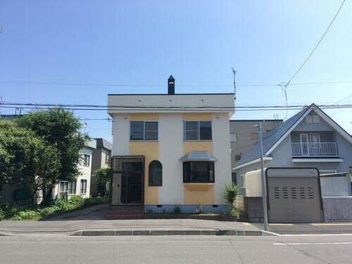 北海道江別市野幌町 2階建
