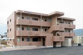 愛媛県新居浜市高木町 賃貸マンション