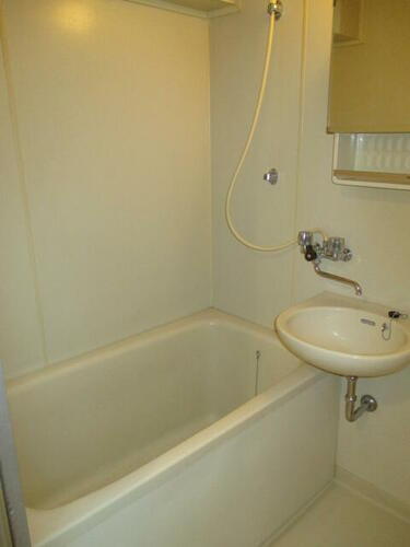 東京都品川区大井３丁目 築38年4ヶ月 4階建