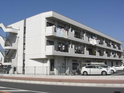 司ビル 3階建