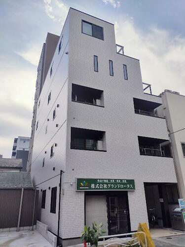 東京都江東区毛利１丁目 築6年4ヶ月 5階建