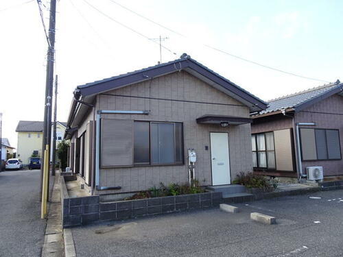 千葉県東金市堀上 平屋建て