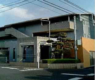 マンション美千和 地上3階地下1階建
