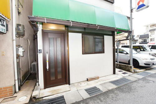 Ｎｉｓｈｉａｋａｓｈｉ　Ｔｅｒｒａｃｅｈｏｕｓｅ