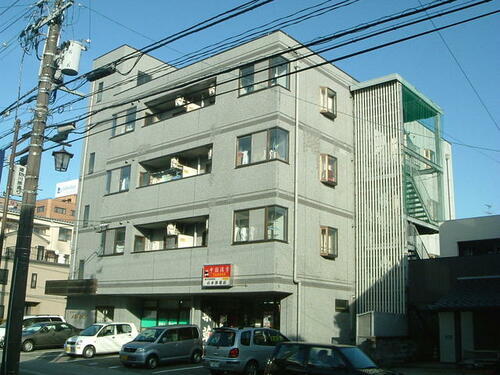 シャトーメディカマン 4階建