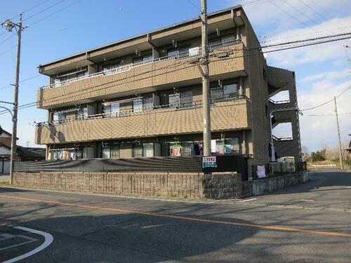 丸万マンション 3階建