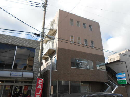 静岡県裾野市平松 4階建 築26年5ヶ月