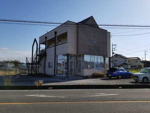 埼玉県児玉郡上里町大字三町 2階建