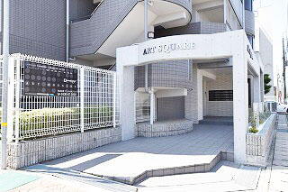 Ａｒｔ　Ｓｑｕａｒｅ 地上5階地下1階建