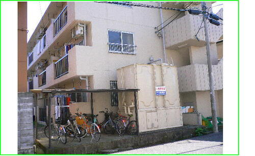 東京都八王子市大和田町２丁目 3階建 築37年3ヶ月