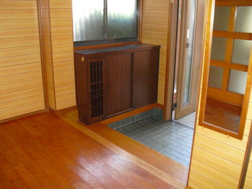 鹿児島県鹿児島市中央町 築44年3ヶ月 2階建