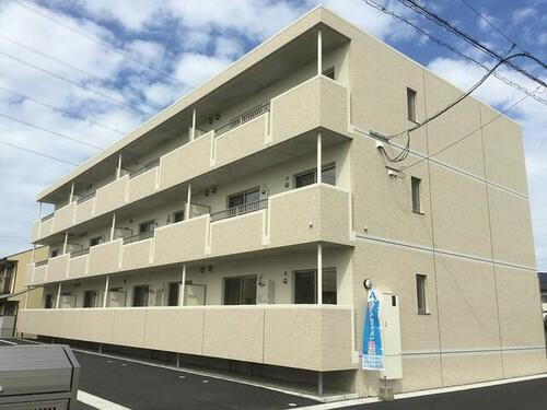 熊本県菊池郡菊陽町大字津久礼 築5年3ヶ月 3階建