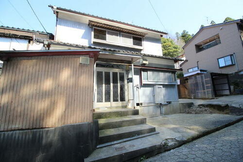 石川県金沢市小坂町卯 2階建