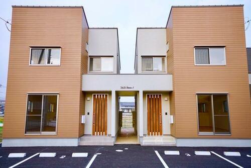 山口県防府市清水町 築8年2ヶ月 2階建