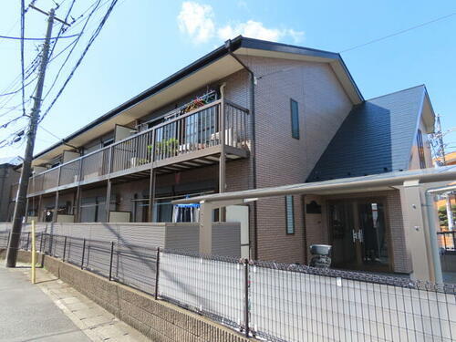 メゾンウィステリア