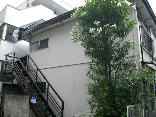 神奈川県川崎市中原区丸子通１丁目 2階建