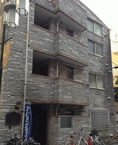 東京都渋谷区恵比寿１丁目 地上5階地下1階建 築42年9ヶ月