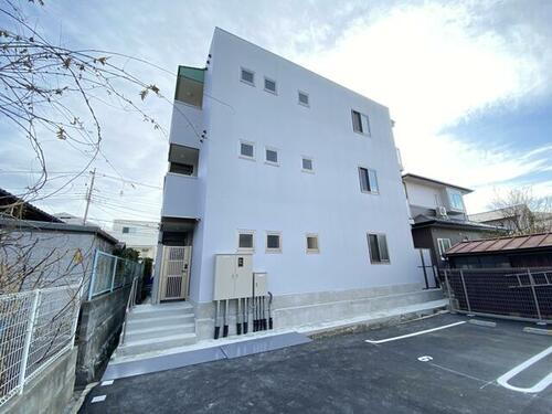山梨県甲府市朝日２丁目 3階建 築4年6ヶ月