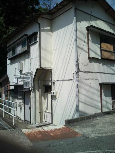 長谷川アパ－ト 2階建