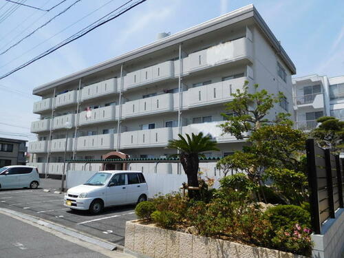 岡山県岡山市北区奥田２丁目 4階建