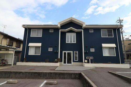 アヴニュ３２７（サンニイナナ）