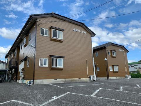 静岡県伊豆の国市南條 2階建