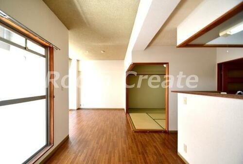 徳島県徳島市南田宮４丁目 賃貸マンション