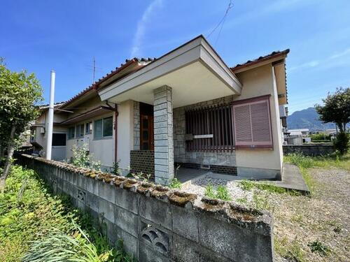 愛媛県新居浜市中村松木１丁目 平屋建て 築49年11ヶ月