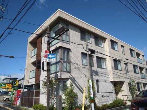 ベレオ連坊 3階建