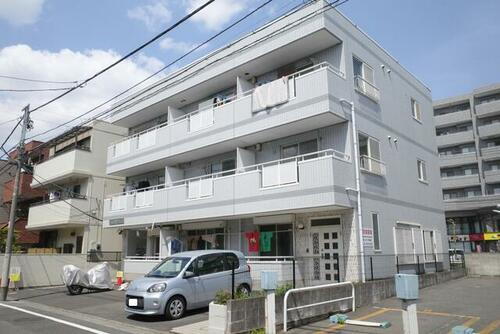 東京都足立区綾瀬４丁目 築34年10ヶ月 3階建