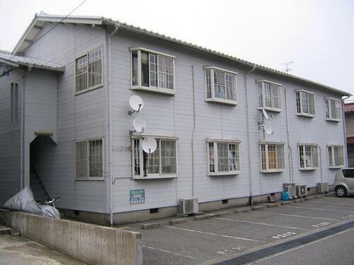石川県金沢市米泉町４丁目 2階建