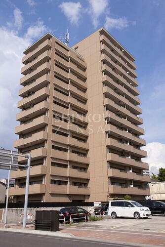 ライオンズマンション中通第３ 14階建