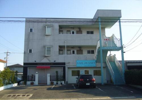 愛知県半田市桐ケ丘３丁目 3階建 築35年4ヶ月