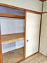 中野コーポ 洋室１　収納　※別室の画像を使用しております。