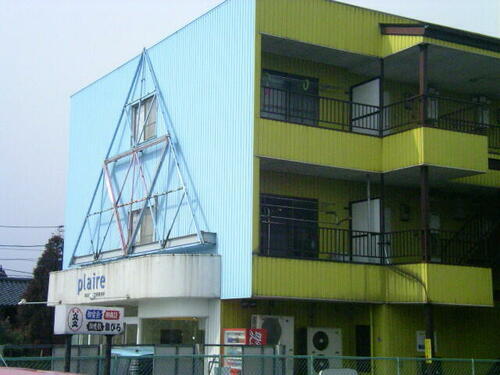 富山県富山市豊田本町２丁目 3階建