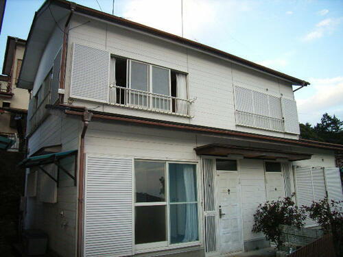 鍛冶屋鈴木テラスハウスＣ棟 2階建