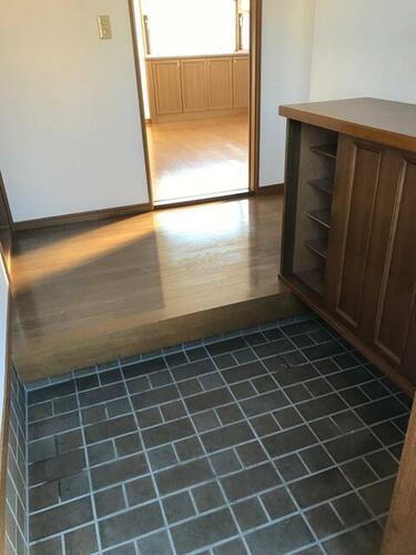 神奈川県逗子市桜山３丁目 賃貸アパート