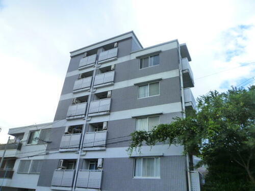 大阪府吹田市長野東 築36年12ヶ月 5階建