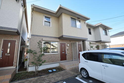グレイスタウン緑ヶ丘 2階建