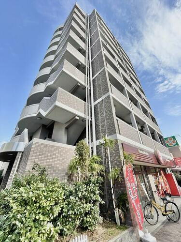 兵庫県神戸市長田区北町１丁目 9階建