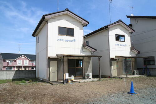 群馬県邑楽郡大泉町大字寄木戸 2階建