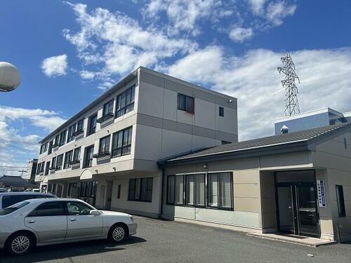 岩手県北上市九年橋３丁目 3階建 築28年3ヶ月