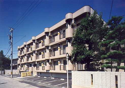 スカイハイム磯部 3階建