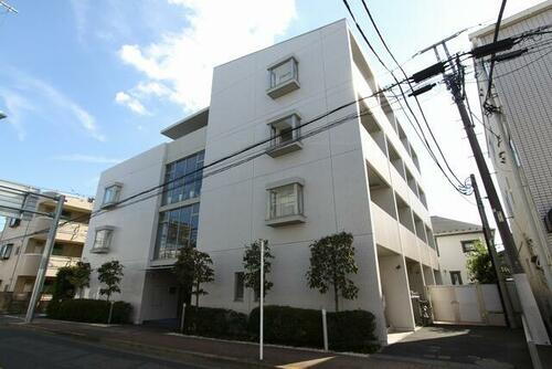 ラ　メゾン飛田給 4階建